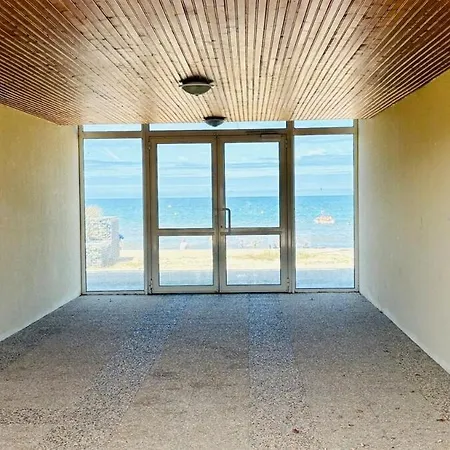 L'escapade, Acces Direct A La