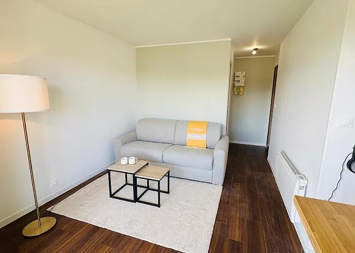 L'escapade, Accès Direct à La *